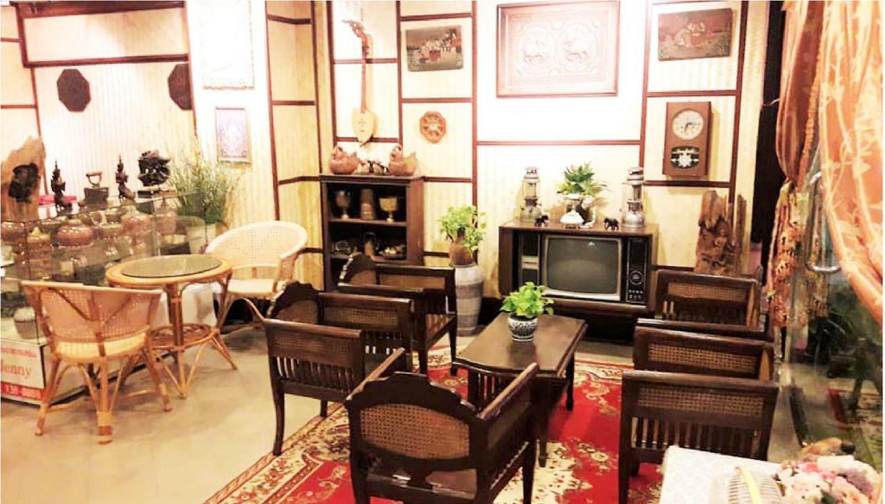 Ruan Ben Ja Don Mueang,Bangkok Hostel Екстер'єр фото