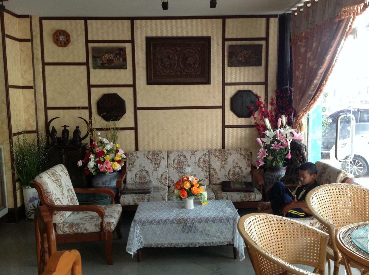 Ruan Ben Ja Don Mueang,Bangkok Hostel Екстер'єр фото