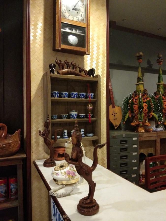 Ruan Ben Ja Don Mueang,Bangkok Hostel Екстер'єр фото