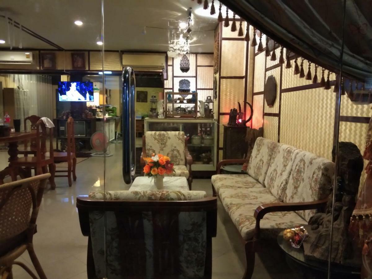 Ruan Ben Ja Don Mueang,Bangkok Hostel Екстер'єр фото
