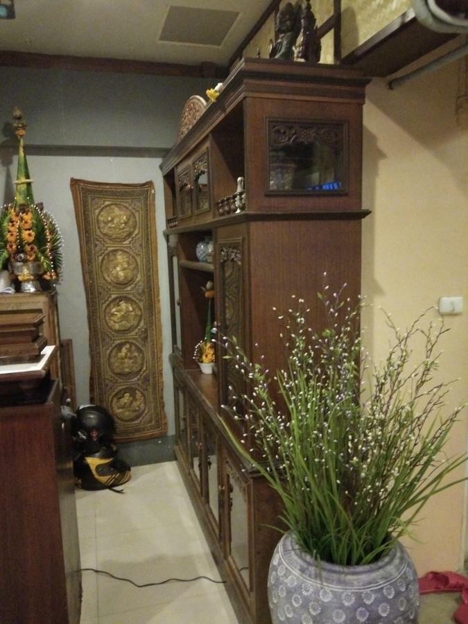 Ruan Ben Ja Don Mueang,Bangkok Hostel Екстер'єр фото