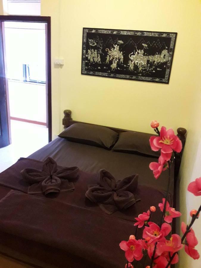 Ruan Ben Ja Don Mueang,Bangkok Hostel Екстер'єр фото