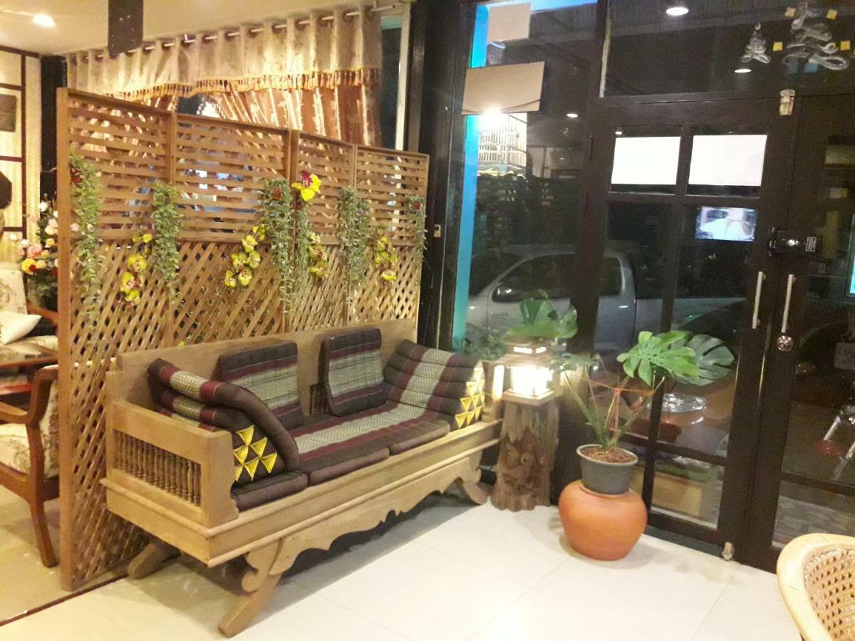 Ruan Ben Ja Don Mueang,Bangkok Hostel Екстер'єр фото